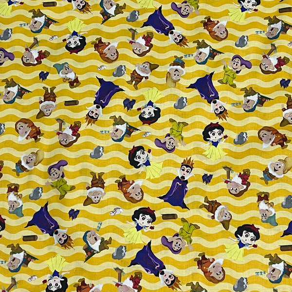 LC2152 Snow White & 7 Dwarfs Toss