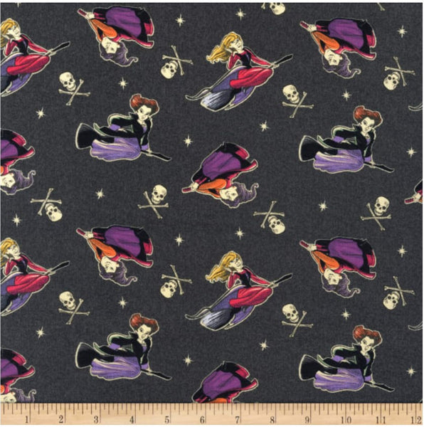 LC2088 Disney Hocus Pocus Witches On Brooms Multi